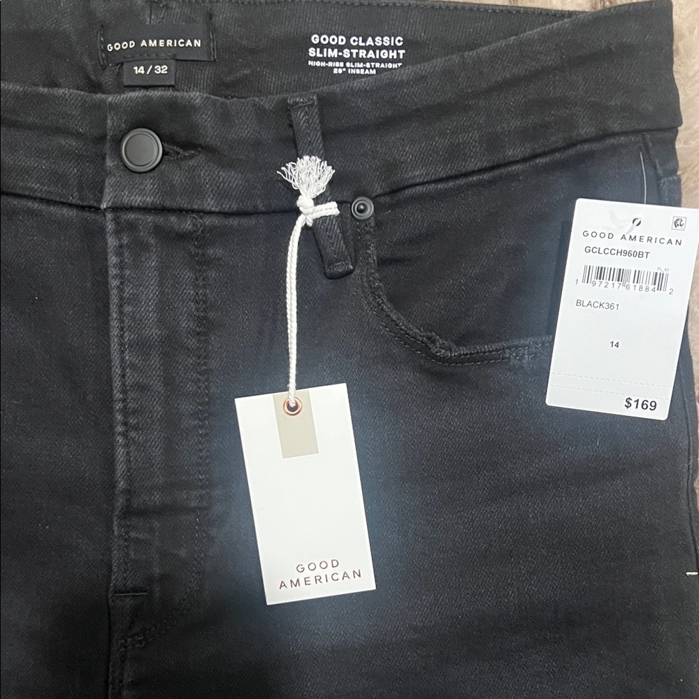 NWT Good American Good Classic Slim High Rise Jeans Inseam 28” Size 14/32 Black - Picture 2 of 5